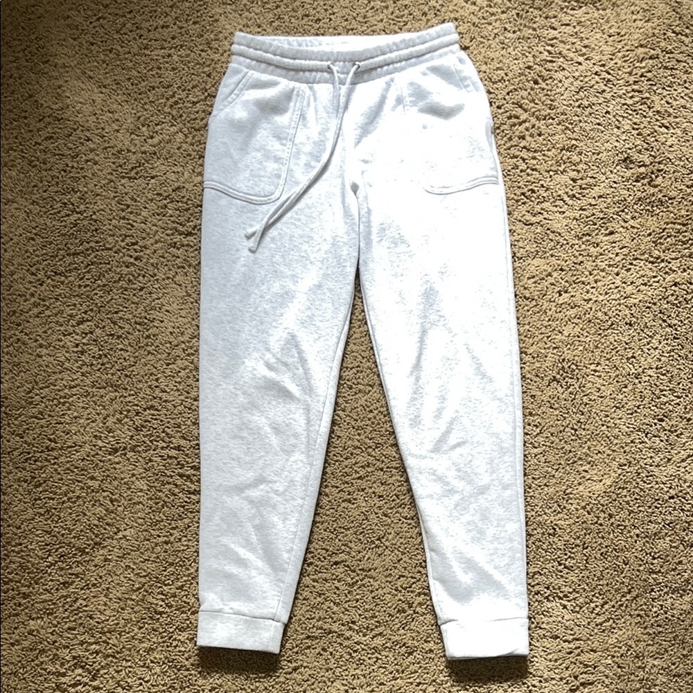 Rae Dunn women’s joggers